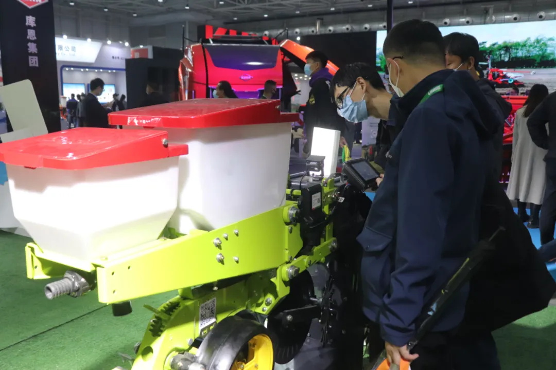 农业农村部农机化总站印发《丘陵山区玉米(大豆)机械化精量播种技术指引》